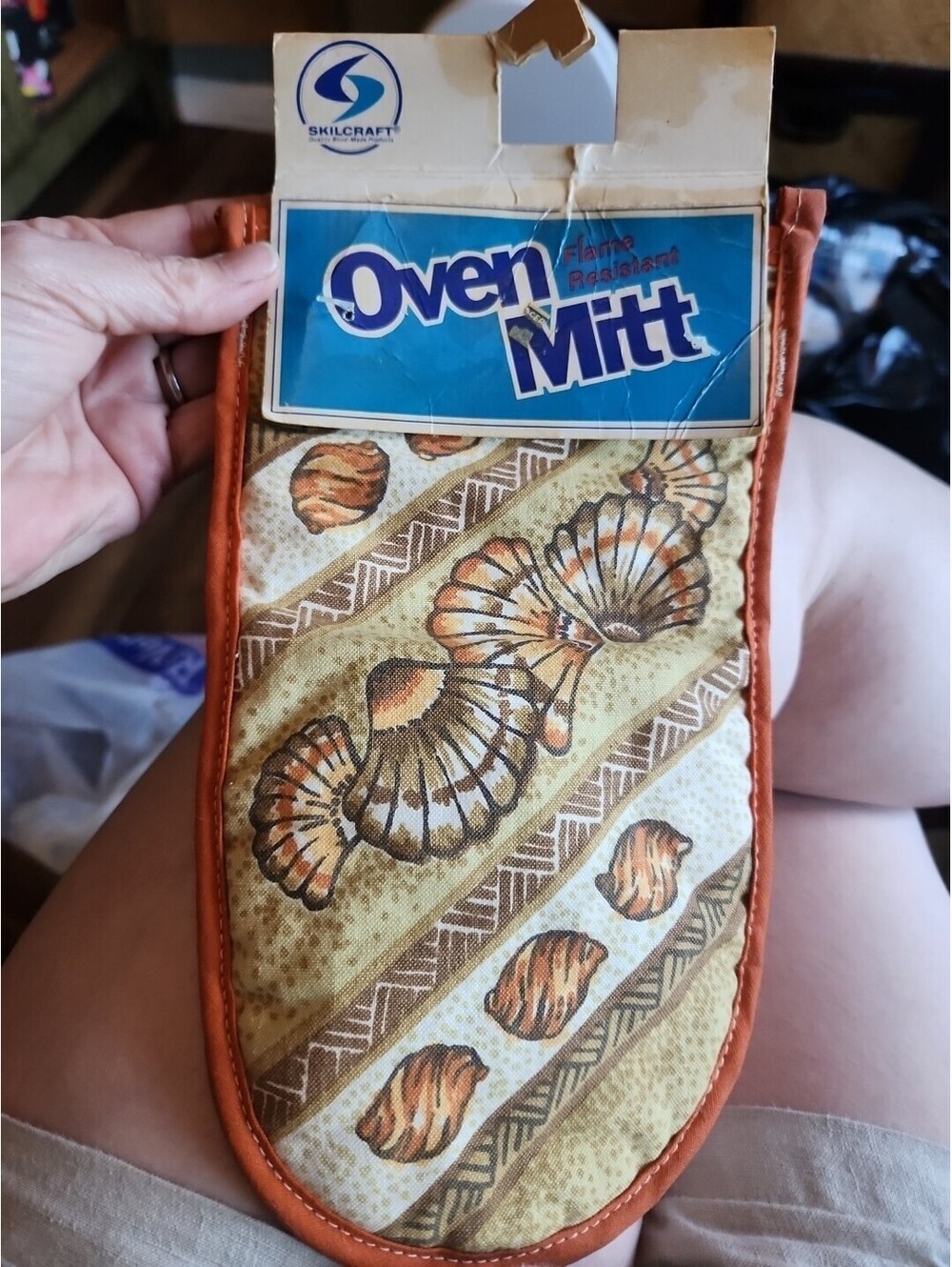 Vintage Skilcraft Oven Mitts USA New Old Stock  NWT